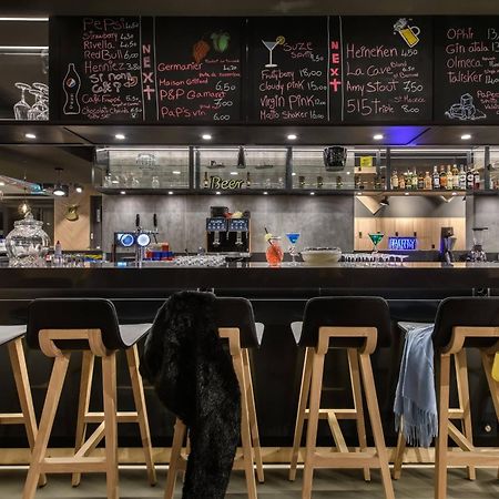 Moxy Sion酒店 外观 照片