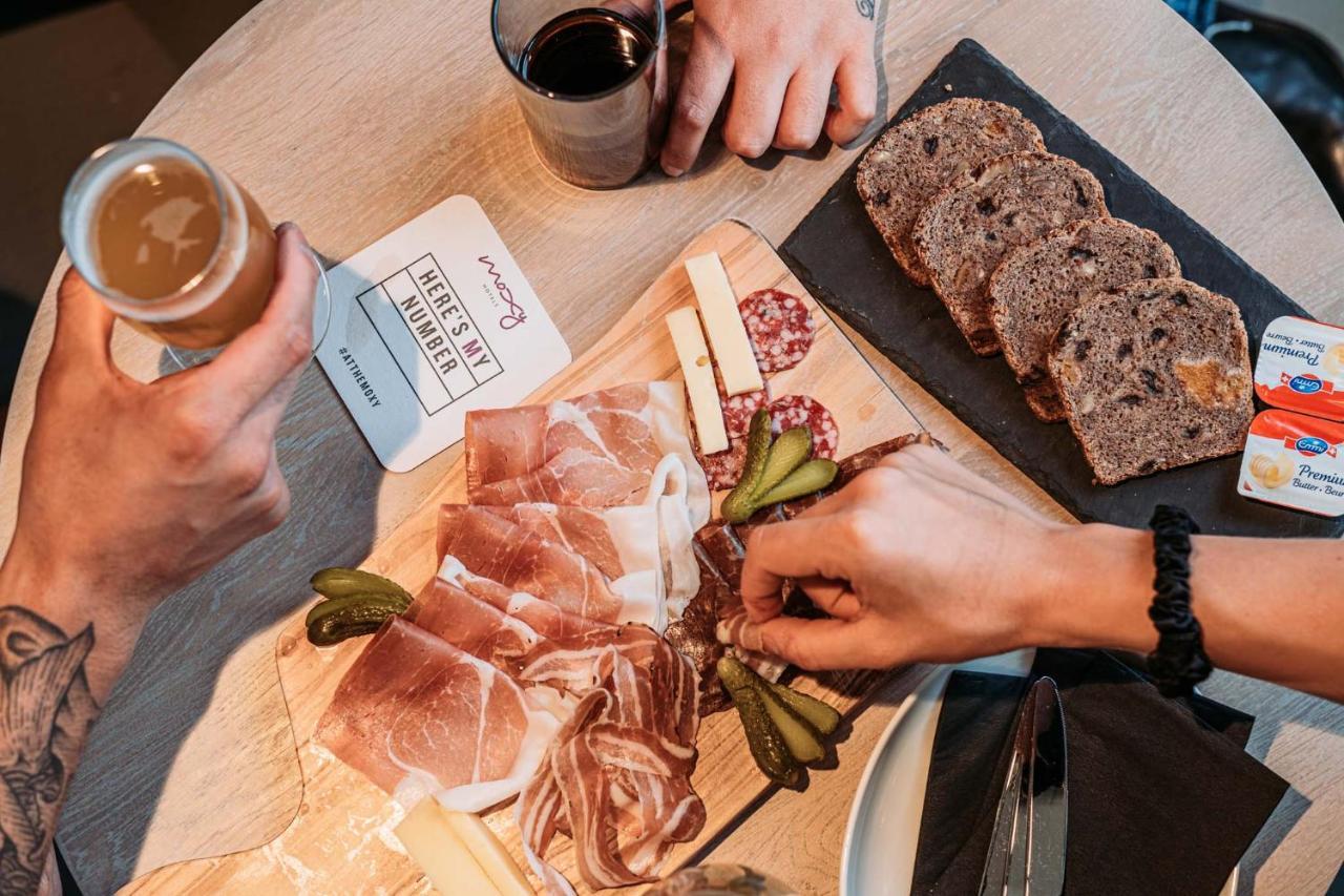 Moxy Sion酒店 外观 照片